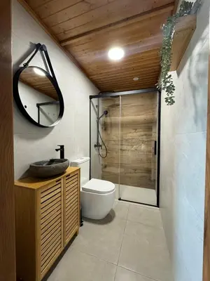 Un baño de Villa Loma de Bas 1 y 2