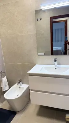 Un baño de Puerta del Mar 2