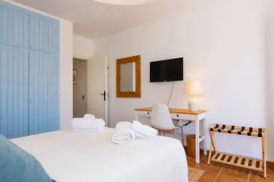 Cama o camas de una habitación en Marine Oasis, Duplex with Pool by the Sea
