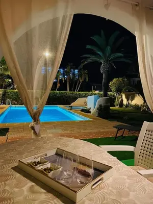 Piscina en o cerca de Luxuriöses Chalet mit privatem Pool