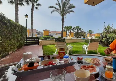 Comida en o cerca de este apartamento