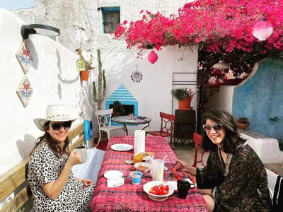 Comida en o cerca of this country house