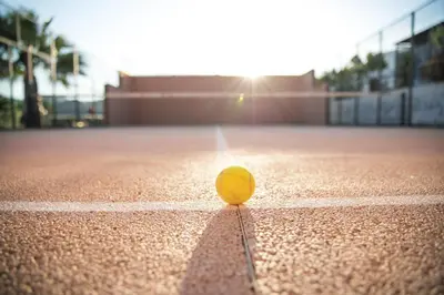 Instalaciones para jugar a tenis o squash en Hospederia Rural Los Palmitos o alrededores