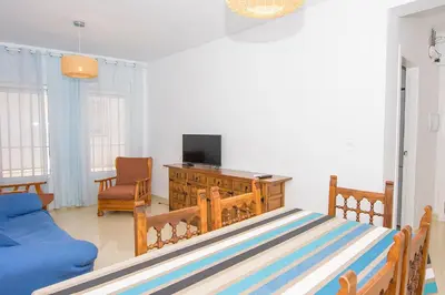 Una televisión o centro de entretenimiento en Miramar - Corbeta