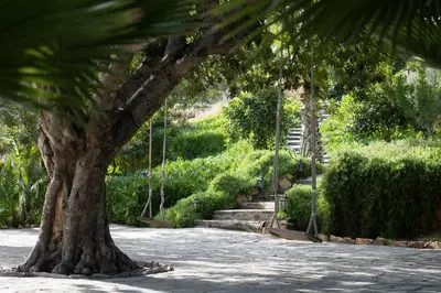 Jardín al aire libre en La Almendra y El Gitano