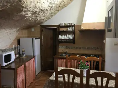 Una cocina o zona de cocina en La Cueva