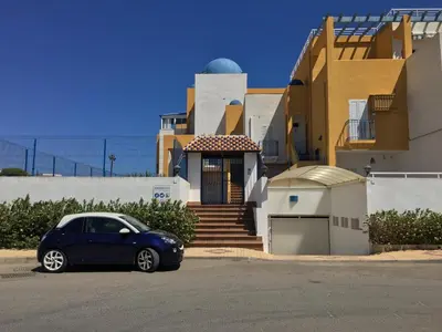Edificio en el que se encuentra el apartamento