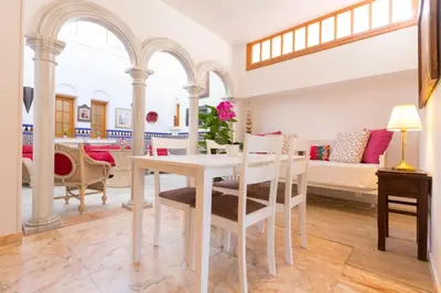 Zona de estar de Casa Glorieta en Villa de Nijar con piscina