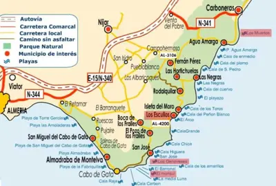 Plano de Casa Glorieta en Villa de Nijar con piscina