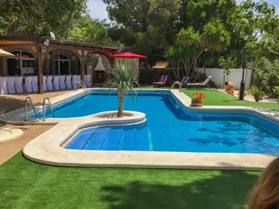 Piscina en o cerca de Casita Las Malvinas en Villa de Nijar con piscina