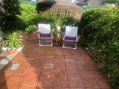 Jardín al aire libre en Duplex Vera - Playa