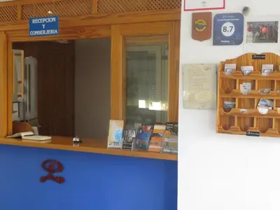 Certificado, premio, señal o documento que está expuesto en Hostal Puerto Genovés