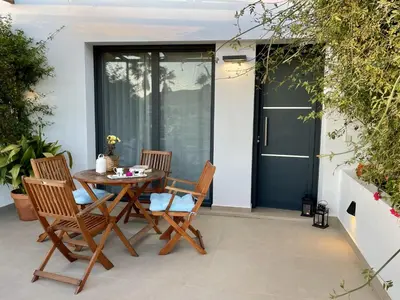 Un patio o zona al aire libre en Apartamentos MadreSelva