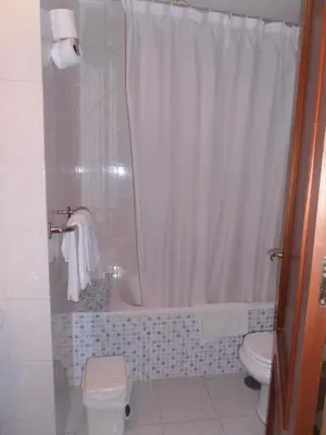 Un baño de Hostal Carlos III
