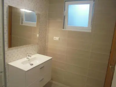 Un baño de Apartamento en la Playa de San José-sjjc