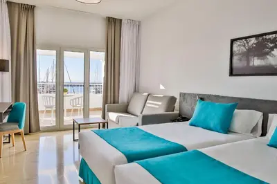 Cama o camas de una habitación en Moon Hotel & SPA.