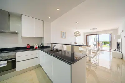 Una cocina o zona de cocina en Mango