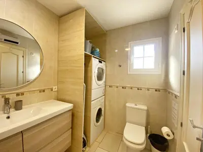 Un baño de Las Casitas de la Playa