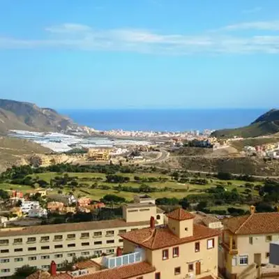 Apartamentos Deluxe Roquetas de Mar con Golf y Piscina Climatizada