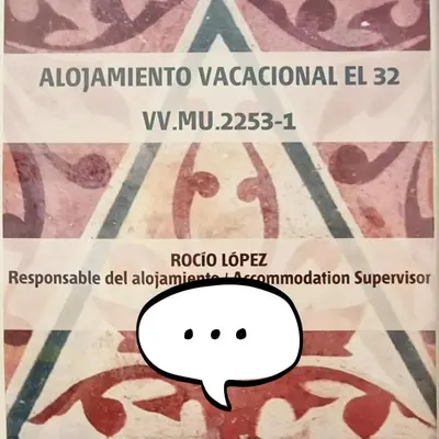 Certificado, premio, señal o documento que está expuesto en El 32