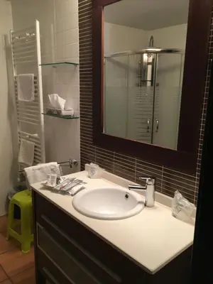 Un baño de Apartamentos Jardines de Lorca