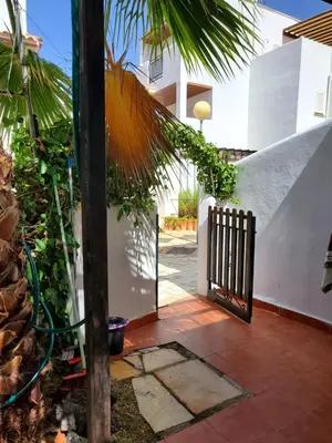 Plano de CASA BAJA EXTRAORDINARIA EN URBANIZACIÓN NATURISTA!