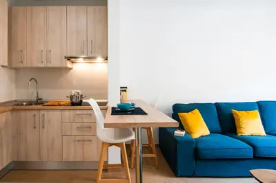 Una cocina o zona de cocina en Apartamentos Vida Almería