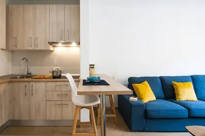 Una cocina o zona de cocina en Apartamentos Vida Almería