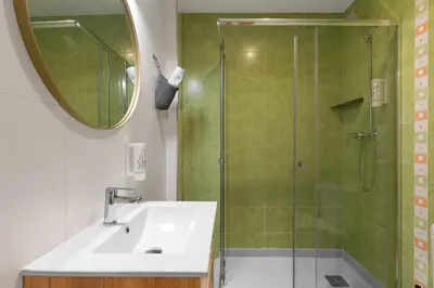 Un baño de Be Free Ramos