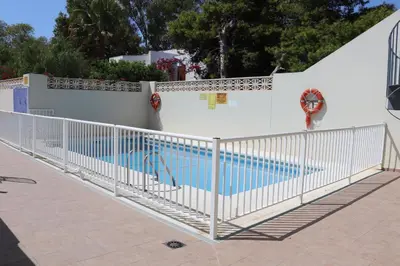 Piscina en o cerca de TU DESCANSO