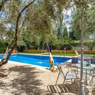 Spacious villa with mountain view and pool in Baza