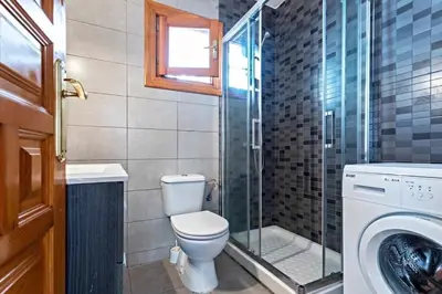 Un baño de Diamond Vera Costa