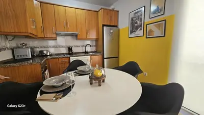 Una cocina o zona de cocina en Apartamento Yellow Garrucha