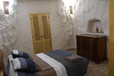 Cama o camas de una habitación en CUEVAS AL ANDALUS - Solea