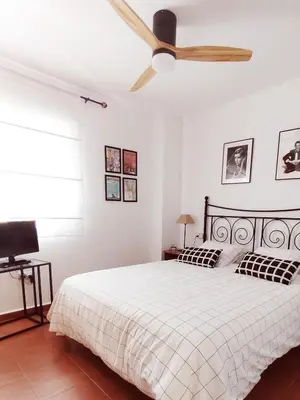 Cama o camas de una habitación en VERALID - Confort y Gran Terraza en Urb Verazul - Wi Fi y AC