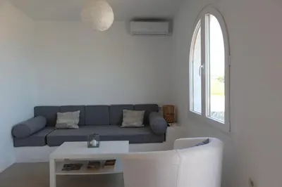 Zona de estar de CasaMarga San José Precioso apartamento con piscina y vistas al mar