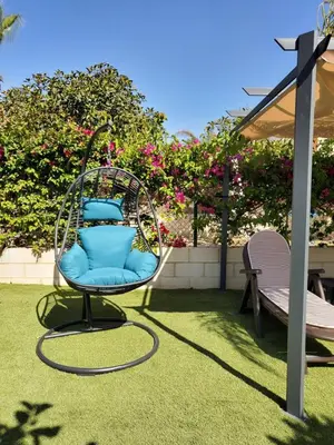 Jardín al aire libre en BAJO en PRIMERA LÍNEA de VERA-PLAYA con piscina privada!