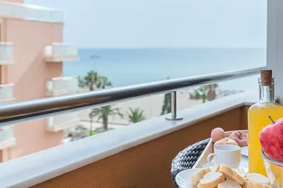 Comida en o cerca de este apartamento