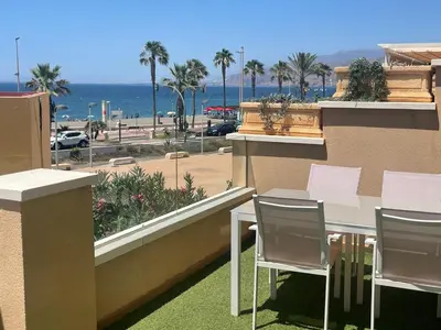 Vista general del mar o vista desde el apartamento