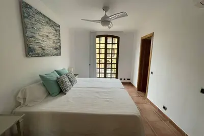 Cama o camas de una habitación en ELEGANTE DÚPLEX EN DESERT SPRINGS GOLF RESORT