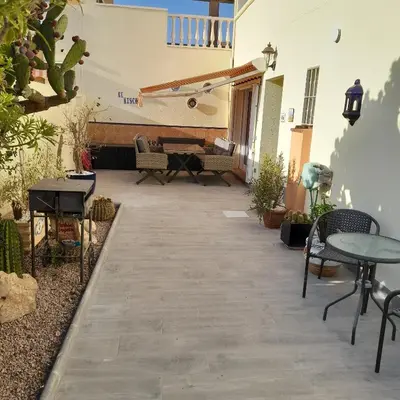 Un patio o zona al aire libre en 
