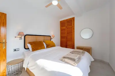 Cama o camas de una habitación en lux&Cool Paseo Marítimo
