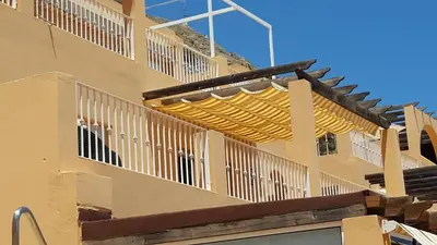 Un balcón o terraza de South Facing Apartment, Fantastic Sea Views,Terrace, 300m beach