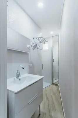 Un baño de Trendy Homes Federico García Lorca - Moderno, céntrico y silencioso