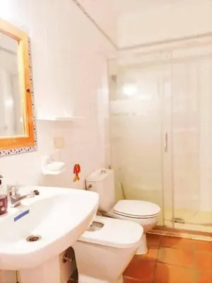 Un baño de Casa Jorge Agua Amarga