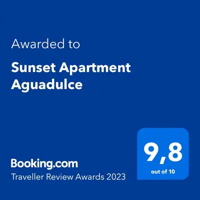 Certificado, premio, señal o documento que está expuesto en Sunset Apartment Aguadulce