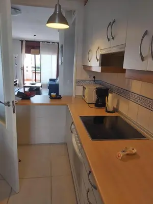 Una cocina o zona de cocina en Apartamento Vera Playa (ALTOS NUEVA VERA)
