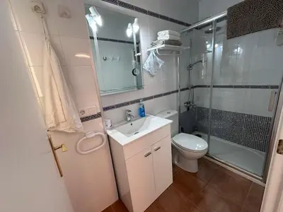 Un baño de Atico con vistas al mar