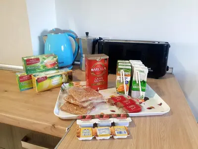 Comida en o cerca de este apartamento