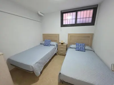 Cama o camas de una habitación en BALERMA PLAYA. Calle Santa elena